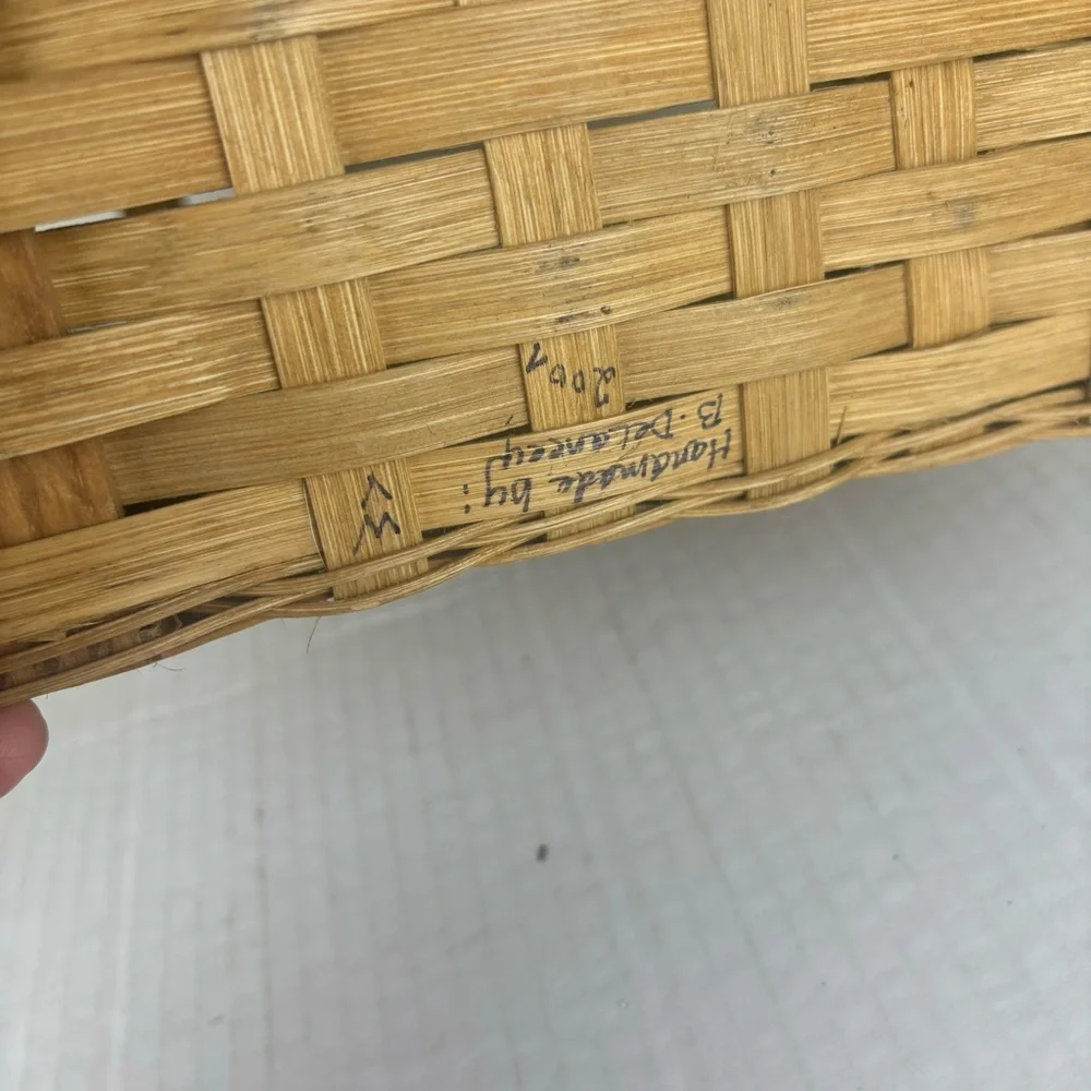 Handcrafted basket for cookbooks with handle-signed by maker